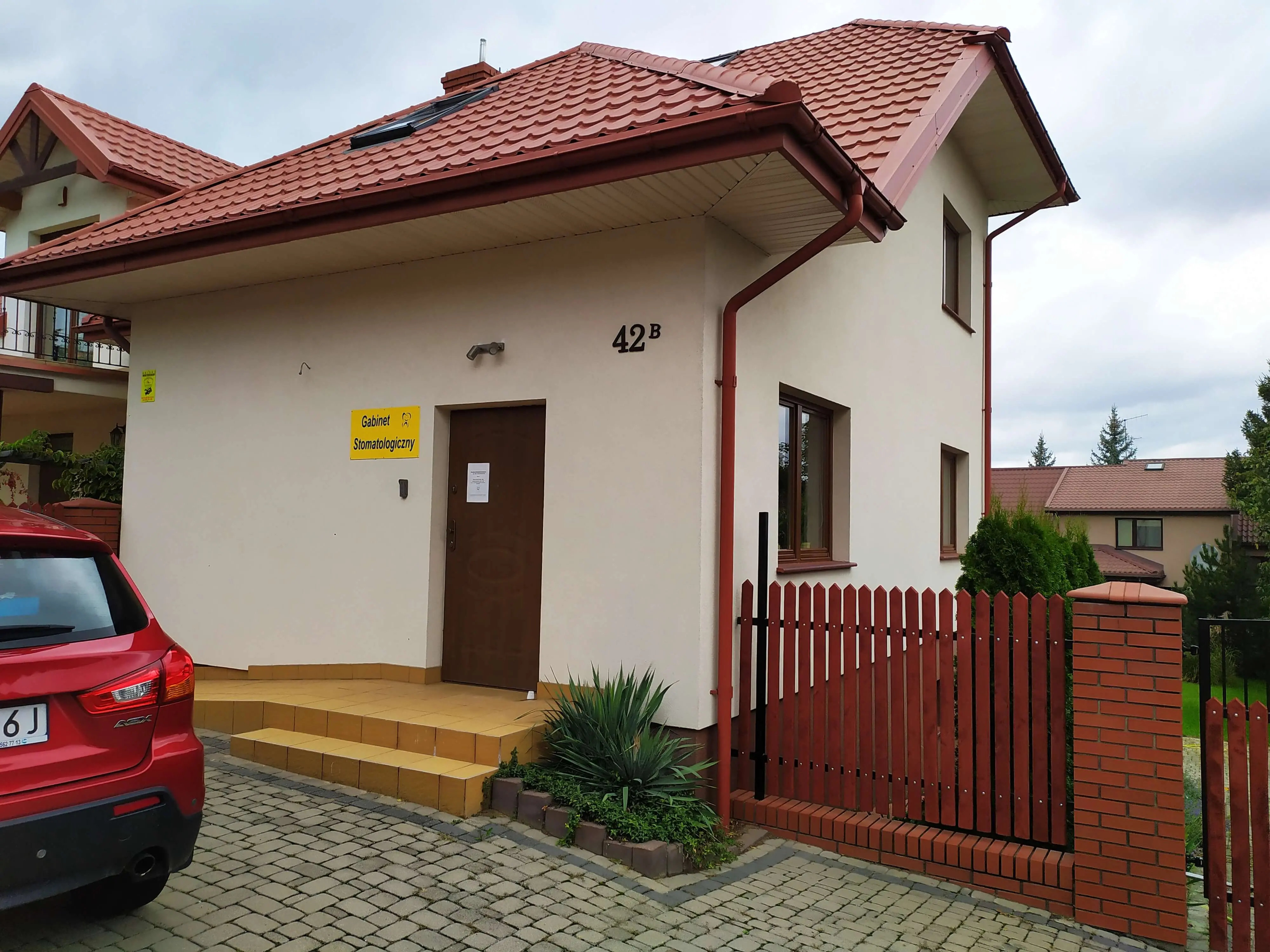 Dentysta Kleosin - budynek gabinetu